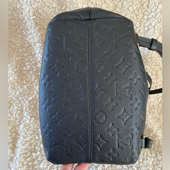 Louis Vuitton montsouris PM backpack - Picture 7 of 17
